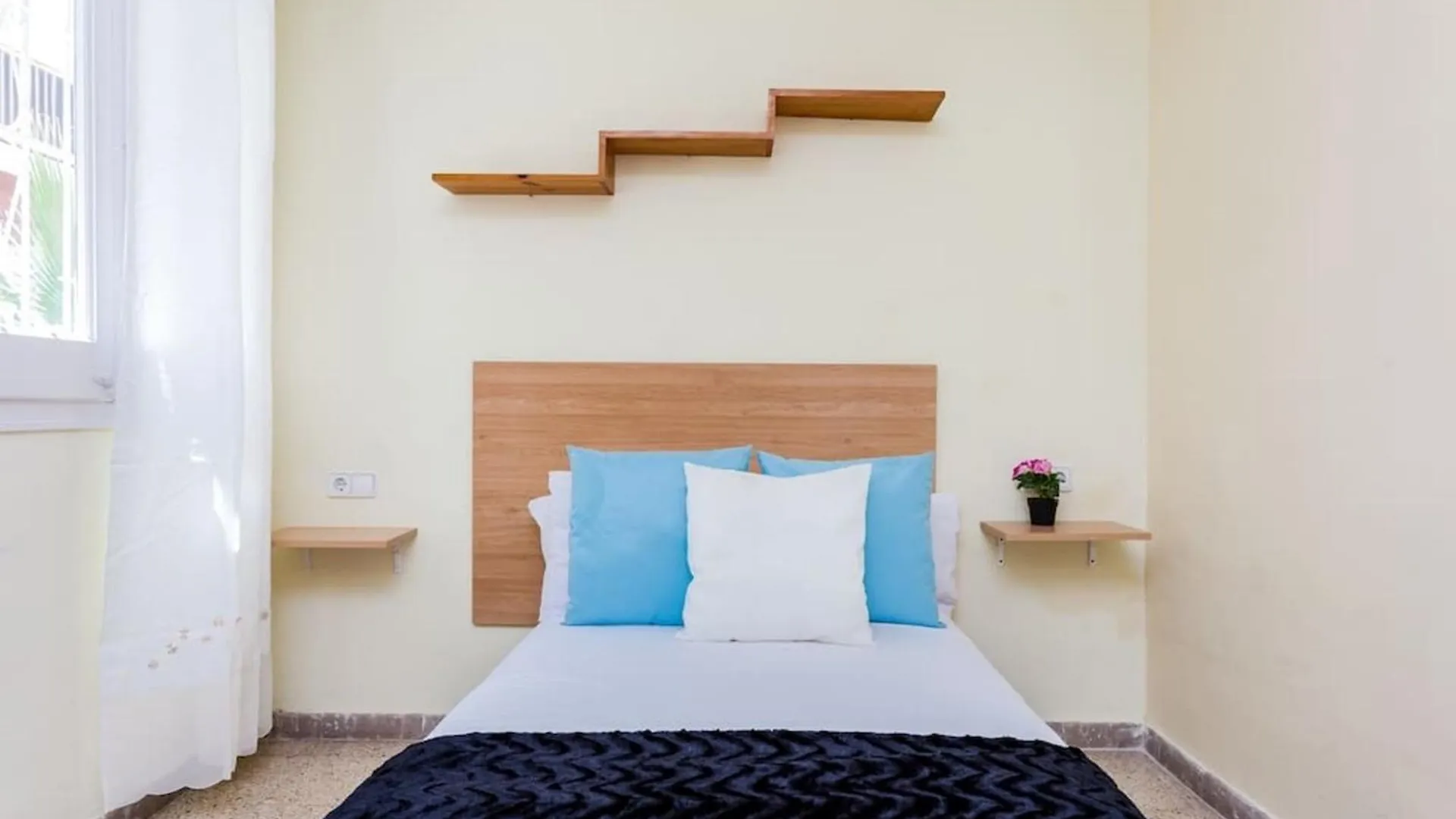 Bed&Bcn Baro Apartment Barcelona Spain